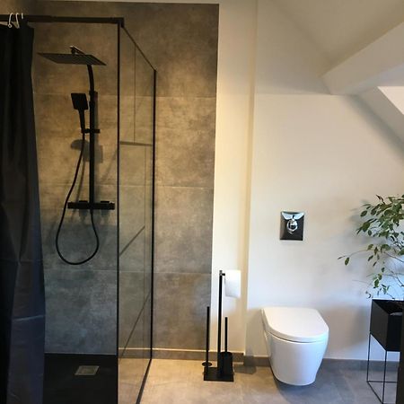 Appartement In Ekeren ภายนอก รูปภาพ