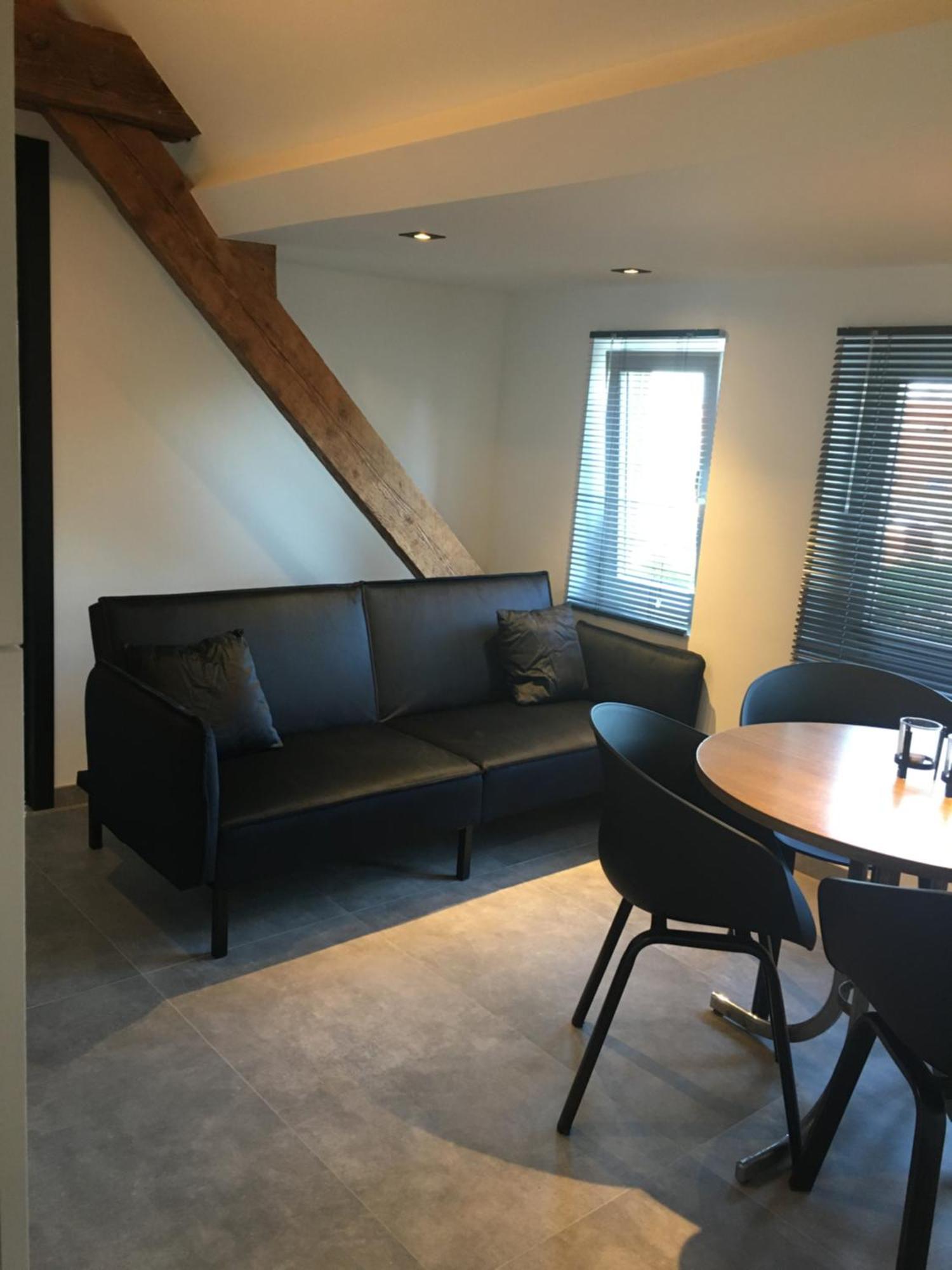 Appartement In Ekeren ภายนอก รูปภาพ